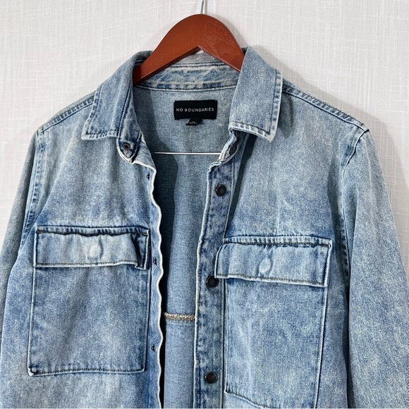 No Boundaries Y2K Acid Washed Denim Shirt Jacket Size XS - Picture 6 of 13